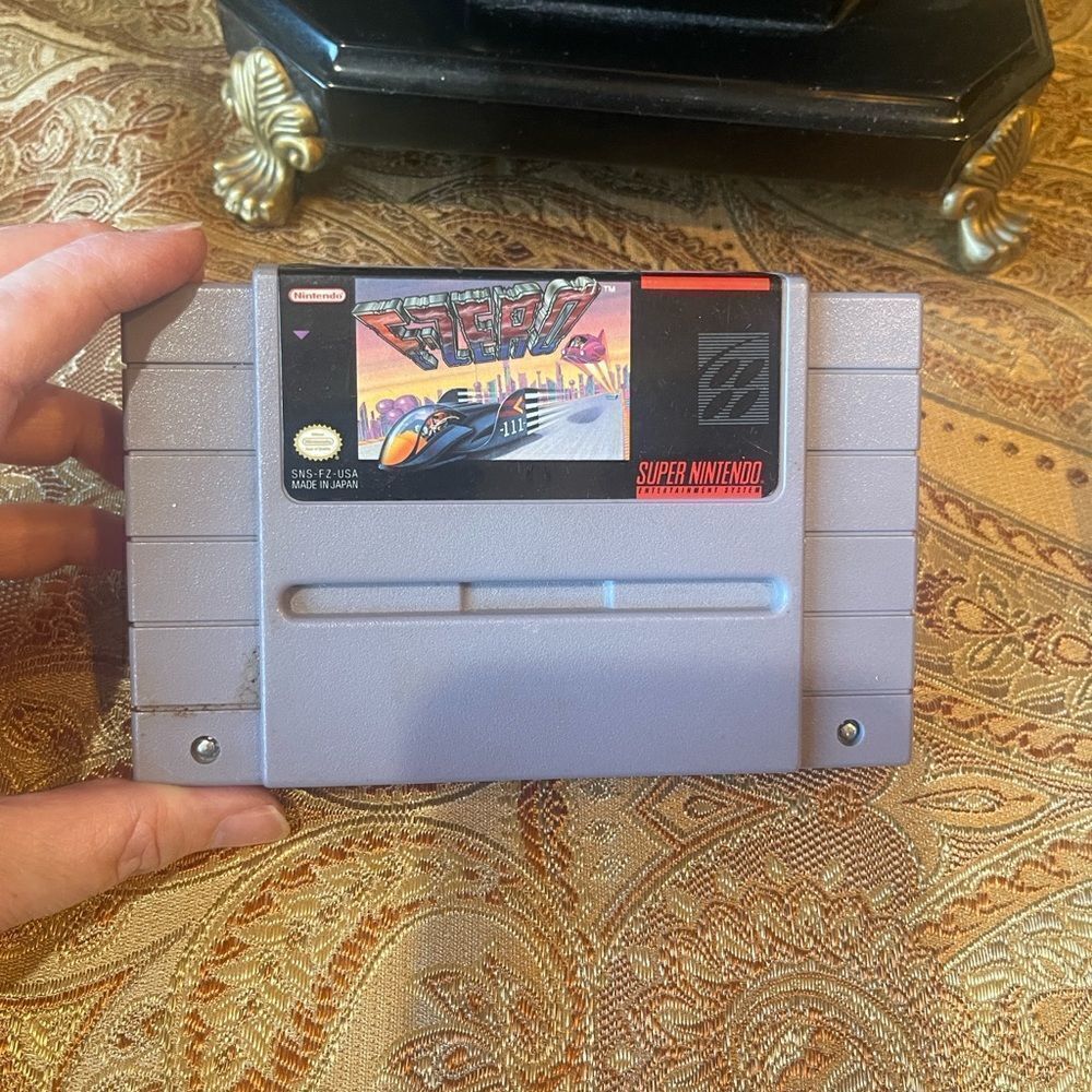 F-Zero SNES Super Nintendo Authentic Tested Working - Picture 2 of 9
